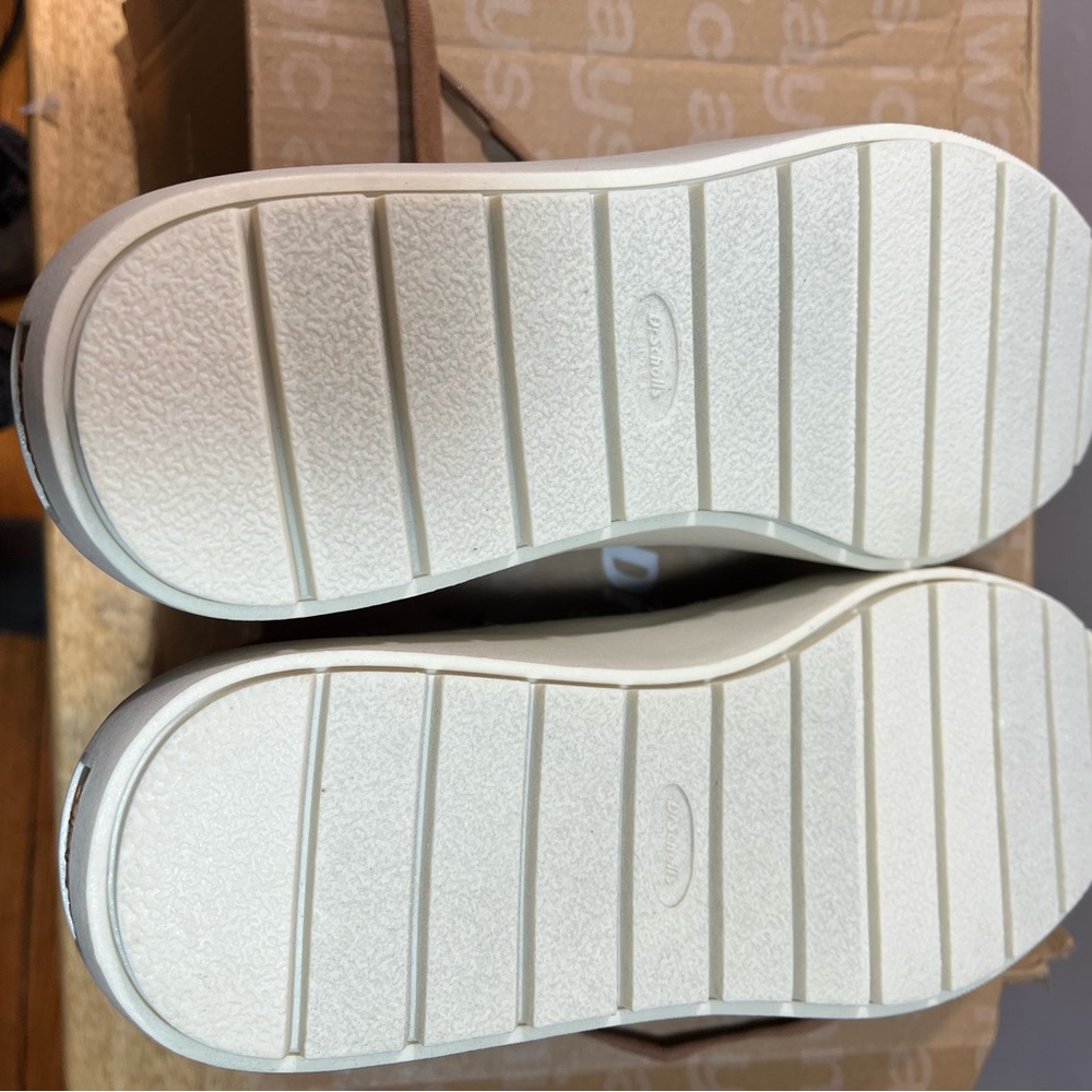 Dr. Scholl’s Platforms Sneakers.  Size:  8 - Picture 5 of 11